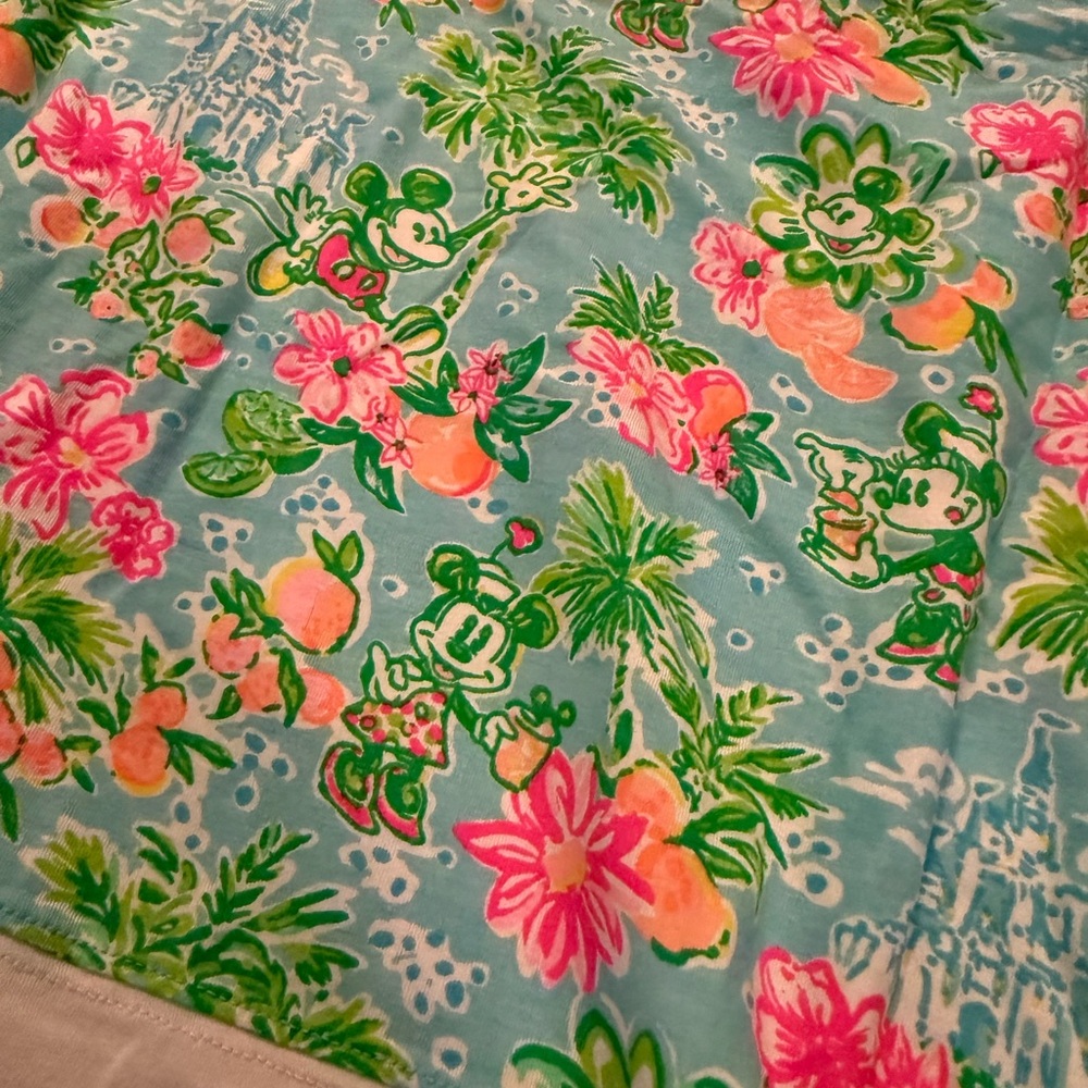 Lilly Pulitzer x Disney Finn Top Size Medium - Picture 5 of 5